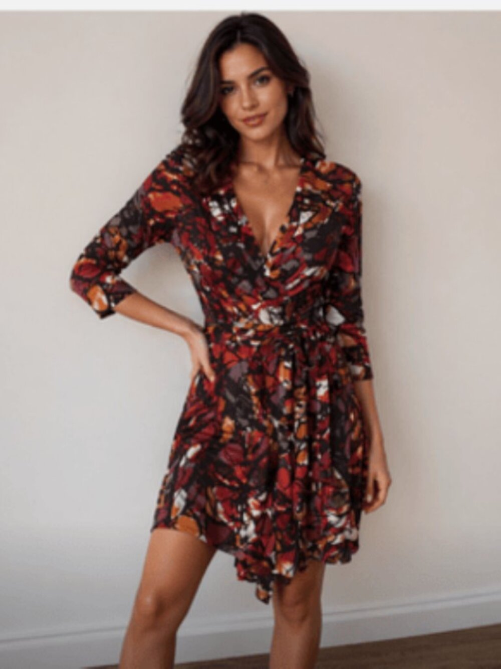 just taylor dress womans Size 4 wrap style dress multi color long sleeve